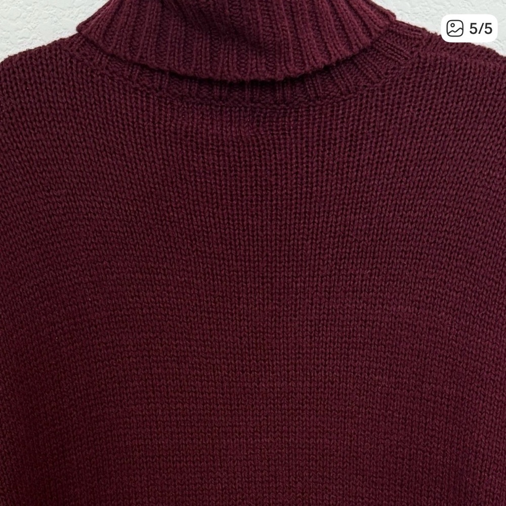 Old Navy Women's Deep Maroon Turtleneck Sweater